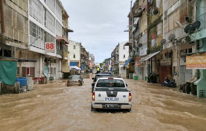 8 Kampung Tenggelam Di Penampang, Pekan Donggongon Lumpuh 